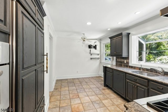 170 New Providence Rd, Mountainside Boro, NJ 07092