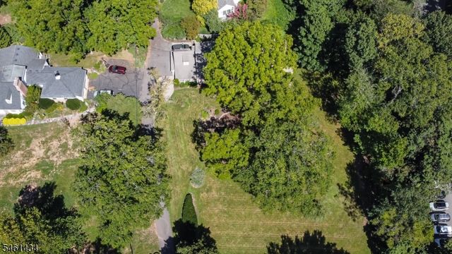 170 New Providence Rd, Mountainside Boro, NJ 07092