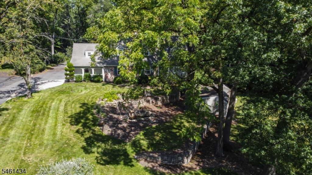 170 New Providence Rd, Mountainside Boro, NJ 07092 — photo 3
