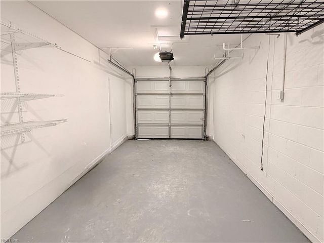 11 Penzance CIR, Chesapeake, VA 23320