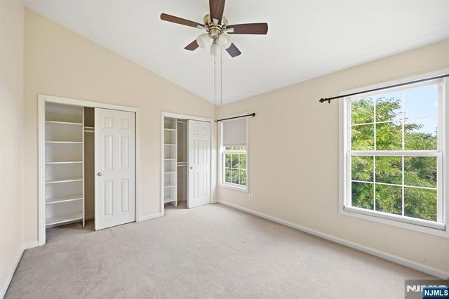 427 Hartford Drive 4028, Nutley, NJ 07110