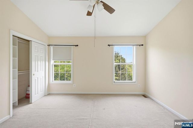 427 Hartford Drive 4028, Nutley, NJ 07110
