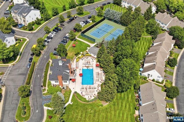 427 Hartford Drive 4028, Nutley, NJ 07110