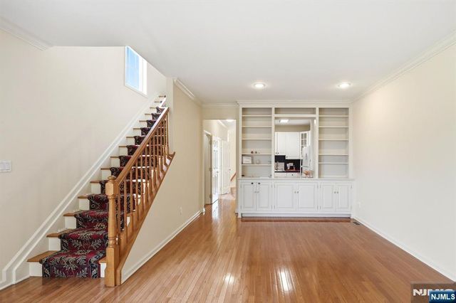 427 Hartford Drive 4028, Nutley, NJ 07110
