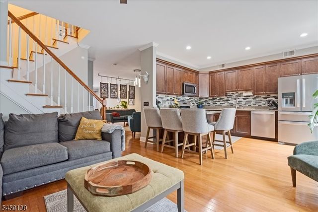 79 Mara Blvd, Sparta Twp., NJ 07871
