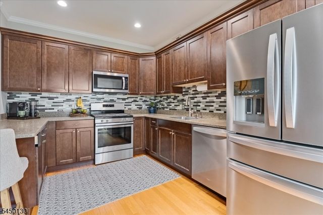 79 Mara Blvd, Sparta Twp., NJ 07871