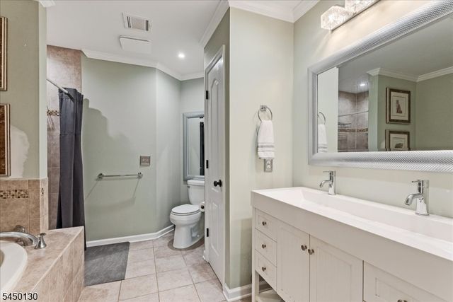 79 Mara Blvd, Sparta Twp., NJ 07871