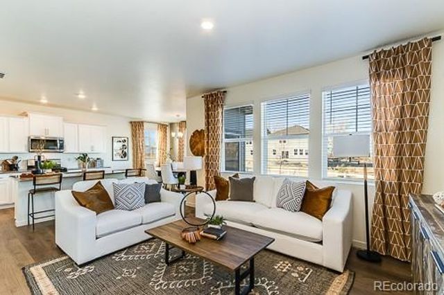 4809 Lynxes Way, Johnstown, CO 80534