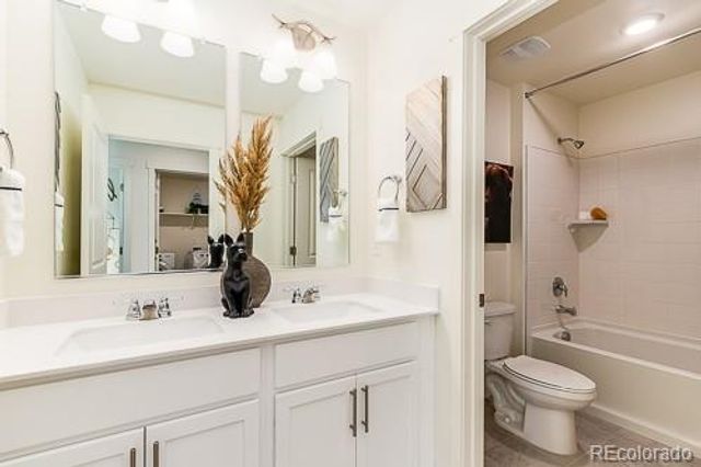 4809 Lynxes Way, Johnstown, CO 80534