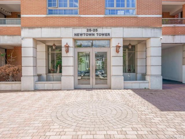 2525 Newtown Avenue 5D, Astoria, NY 11102