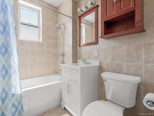2525 Newtown Avenue 5D, Astoria, NY 11102