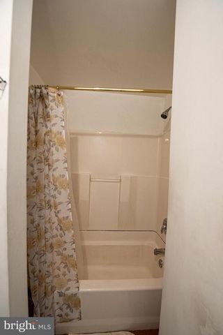 132 REO AVE, Lancaster, PA 17603