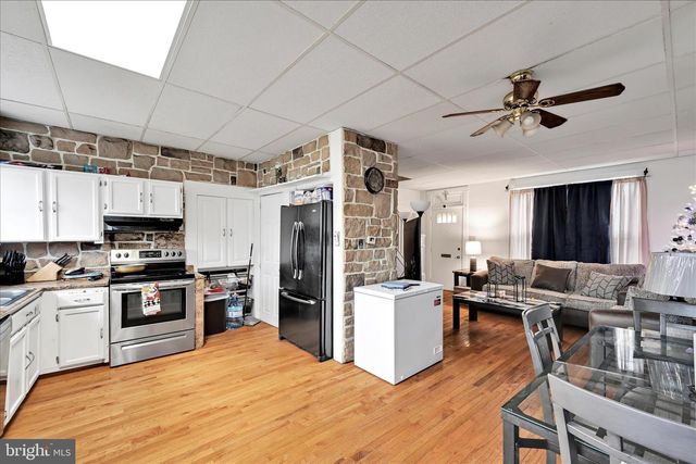 132 REO AVE, Lancaster, PA 17603