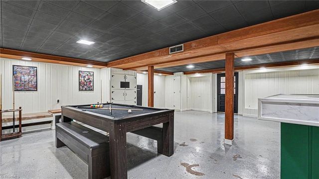 4131 GRACEMONT Drive, Winston-salem, NC 27106