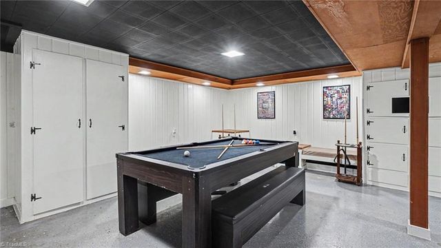 4131 GRACEMONT Drive, Winston-salem, NC 27106