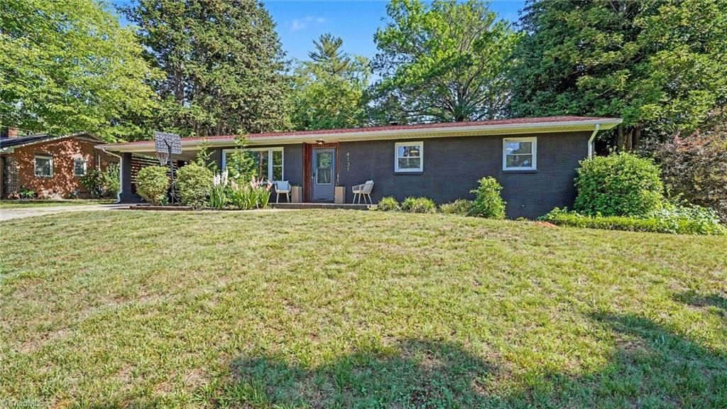4131 GRACEMONT Drive, Winston-salem, NC 27106