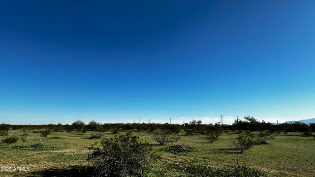 6925 N La Burma Road, Maricopa, AZ 85139