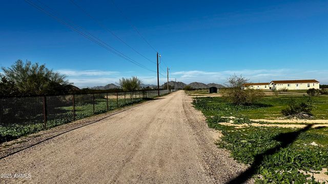 6925 N La Burma Road, Maricopa, AZ 85139