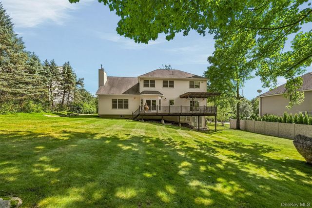 48 Greenwich Avenue, Central Valley, NY 10917