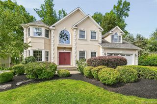 48 Greenwich Avenue, Central Valley, NY 10917