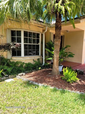 9114 SW 163rd Ter, Palmetto Bay, FL 33157