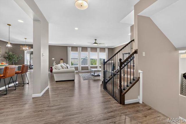 2385 Chemin Avenue, St Charles, MO 63301