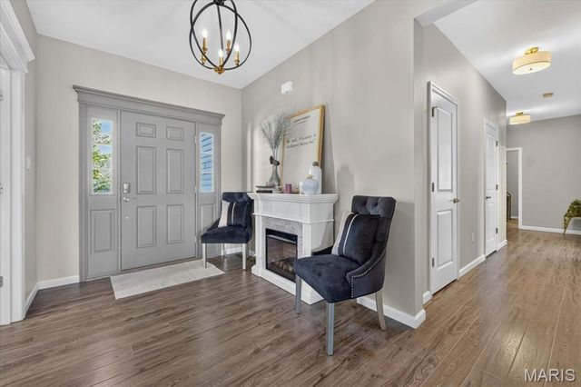 2385 Chemin Avenue, St Charles, MO 63301