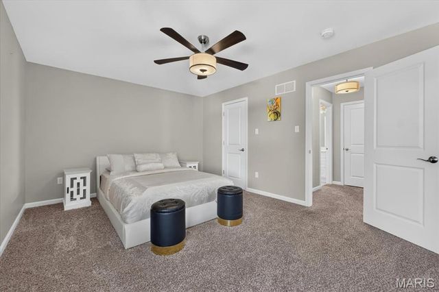 2385 Chemin Avenue, St Charles, MO 63301