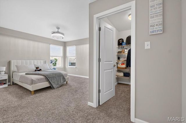 2385 Chemin Avenue, St Charles, MO 63301