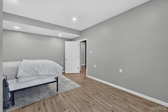 2385 Chemin Avenue, St Charles, MO 63301