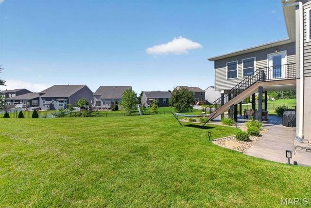 2385 Chemin Avenue, St Charles, MO 63301