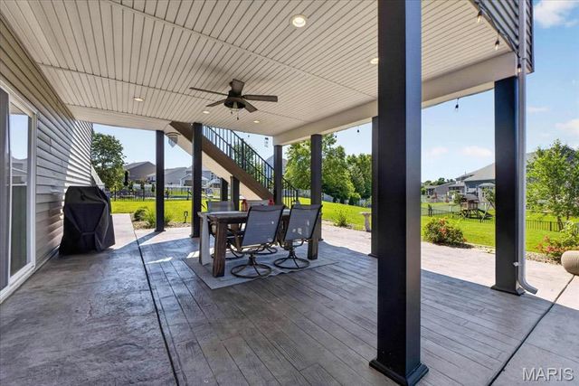 2385 Chemin Avenue, St Charles, MO 63301