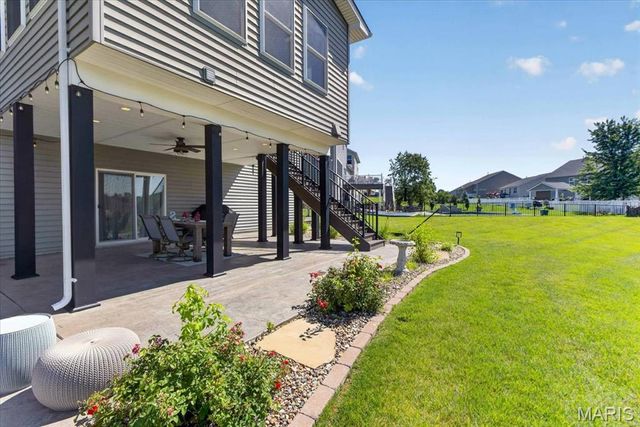 2385 Chemin Avenue, St Charles, MO 63301