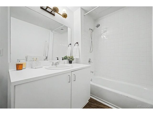 3100 Huron St 3M, Denver, CO 80202