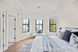 303 Maverick Street 4PH, Boston, MA 02128