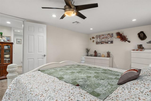 20406 PEACHTREE LANE, Dade City, FL 33523