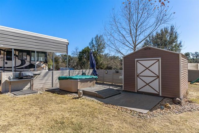 20406 PEACHTREE LANE, Dade City, FL 33523