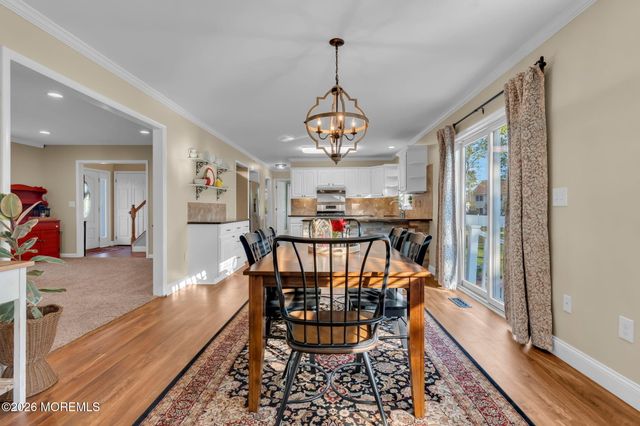65 Serpentine Drive, Bayville, NJ 08721