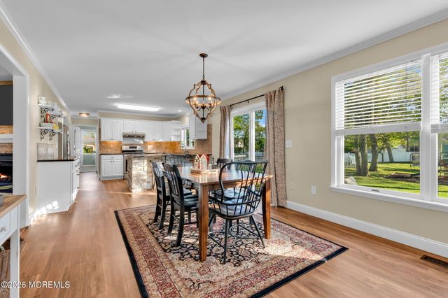 65 Serpentine Drive, Bayville, NJ 08721