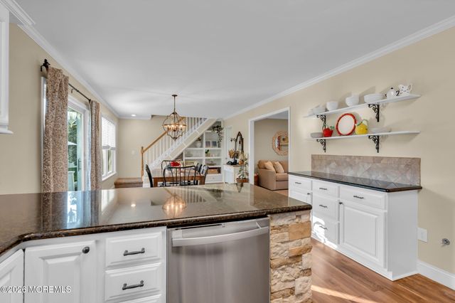 65 Serpentine Drive, Bayville, NJ 08721