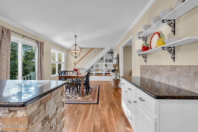 65 Serpentine Drive, Bayville, NJ 08721