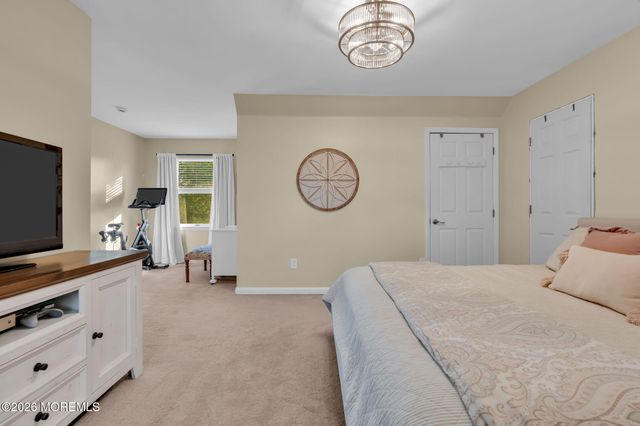 65 Serpentine Drive, Bayville, NJ 08721