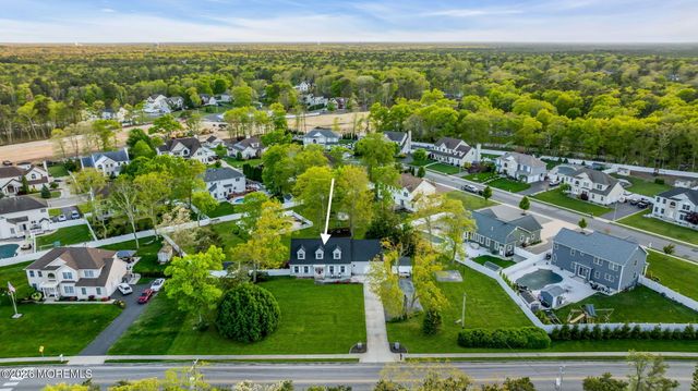 65 Serpentine Drive, Bayville, NJ 08721