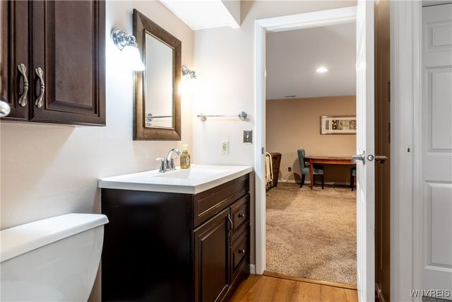 1210 Youngs Rd D, Amherst, NY 14221