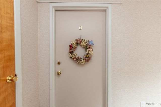 1210 Youngs Rd D, Amherst, NY 14221