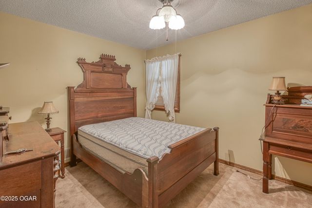 503 Hearthstone Drive, Joplin, MO 64801