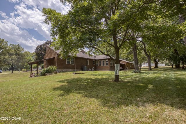 503 Hearthstone Drive, Joplin, MO 64801