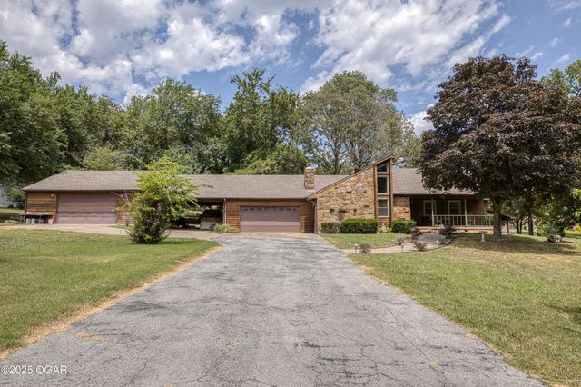 503 Hearthstone Drive, Joplin, MO 64801