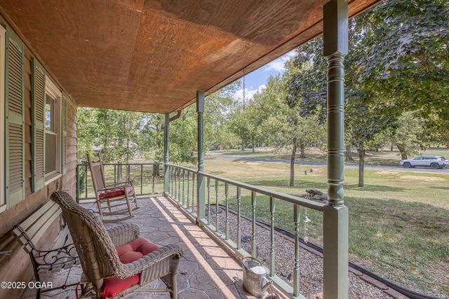 503 Hearthstone Drive, Joplin, MO 64801