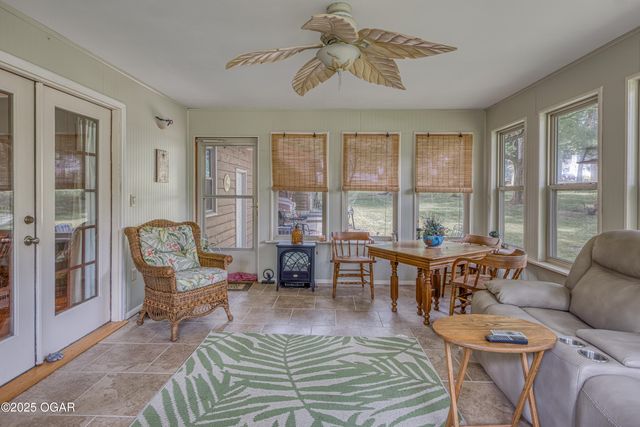 503 Hearthstone Drive, Joplin, MO 64801